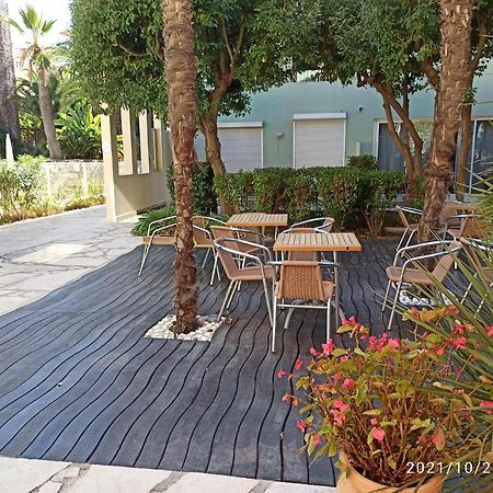 Апартаменты Rooftop- Jacuzzi - Terrasse - Parking Антиб Экстерьер фото