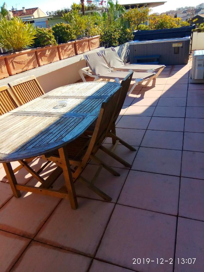 Апартаменты Rooftop- Jacuzzi - Terrasse - Parking Антиб Экстерьер фото